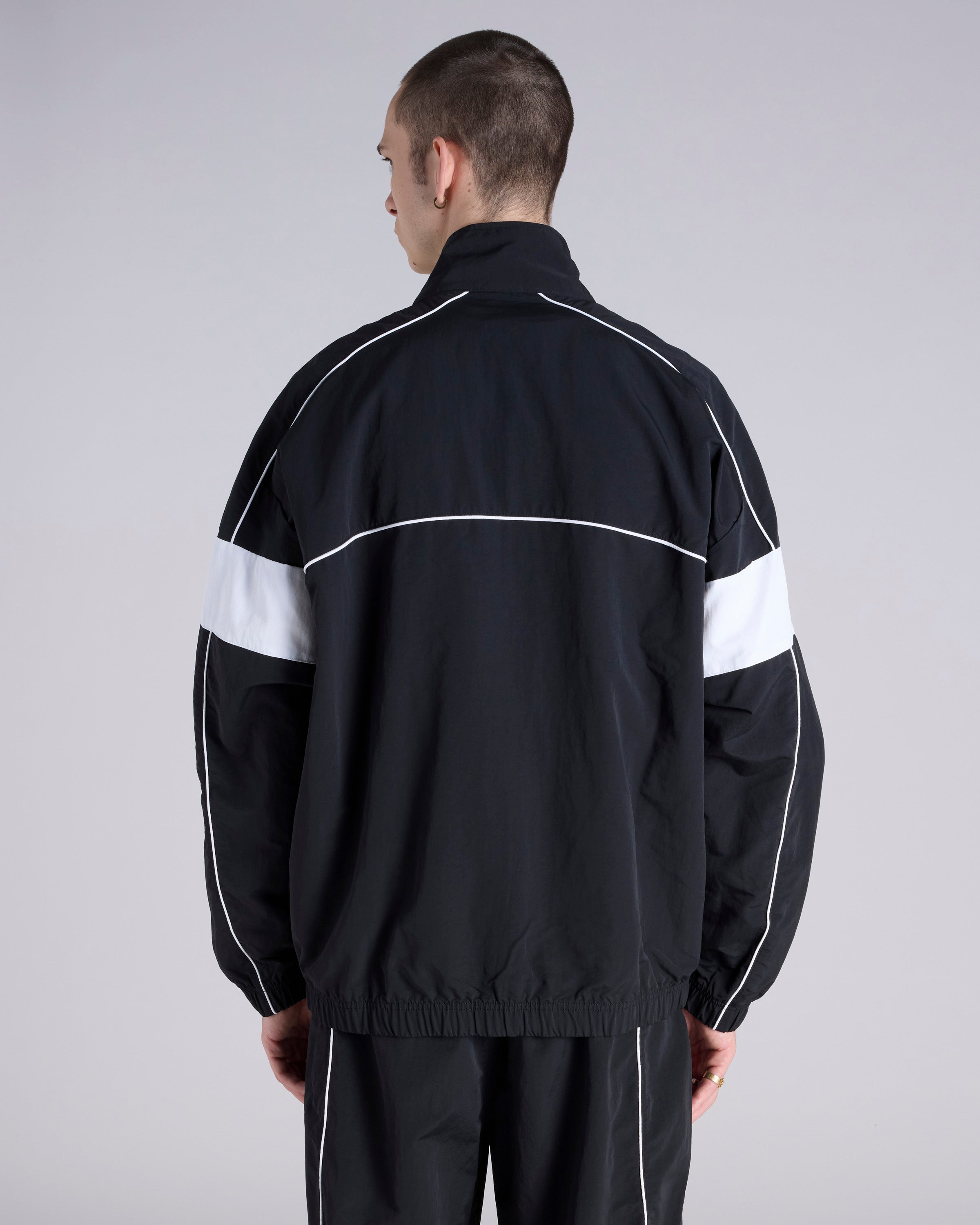 CH221312A1_CHBLK_3_1757298970000