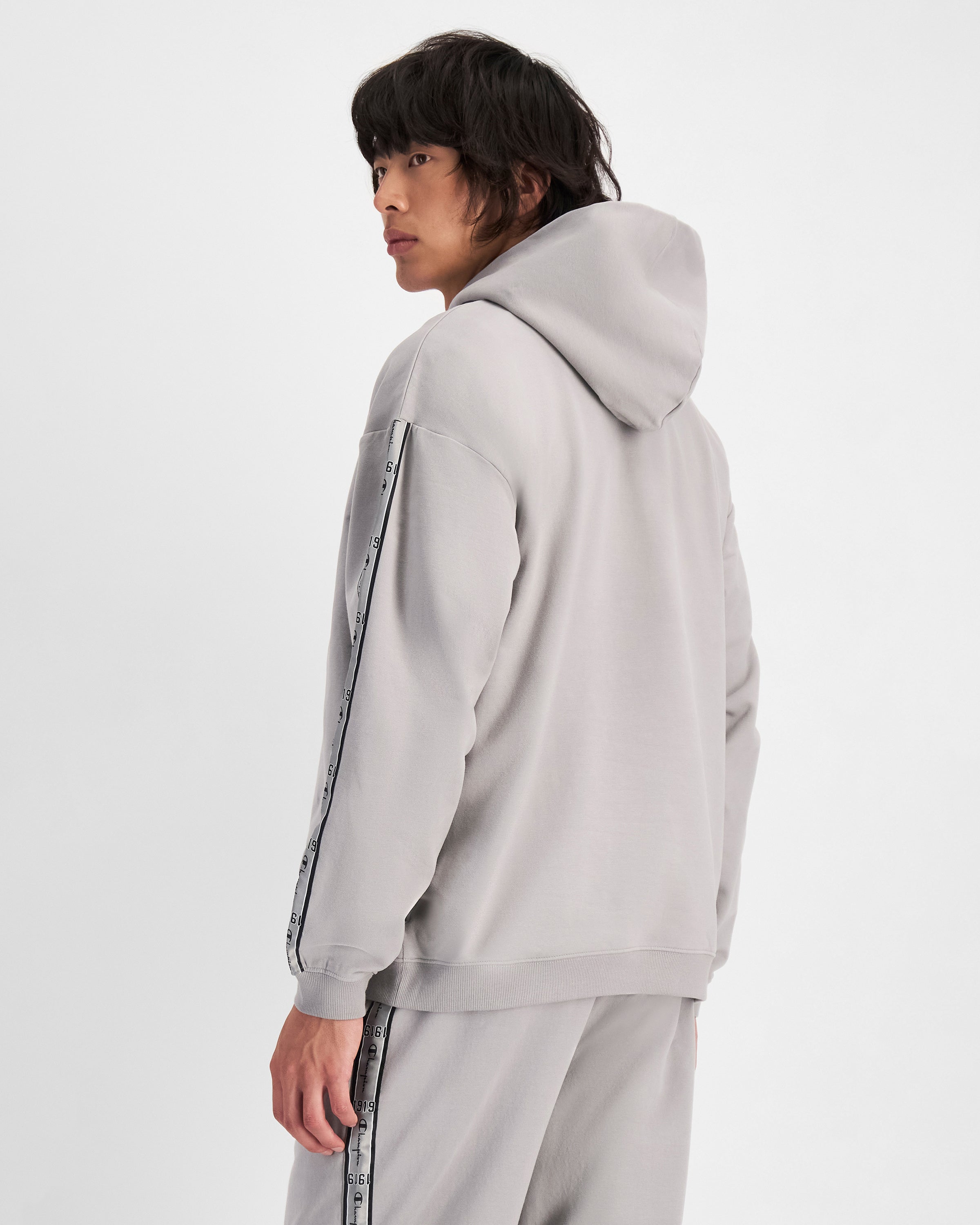 CHATY9N_CHGRYVKK_3_1747872879000