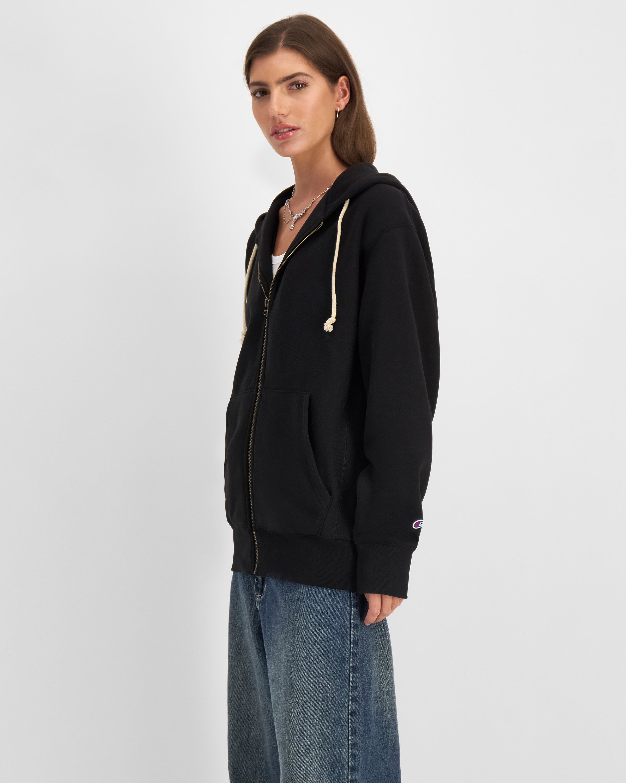 CHAU3UA1_CHBLKBLK_7_1747872918000