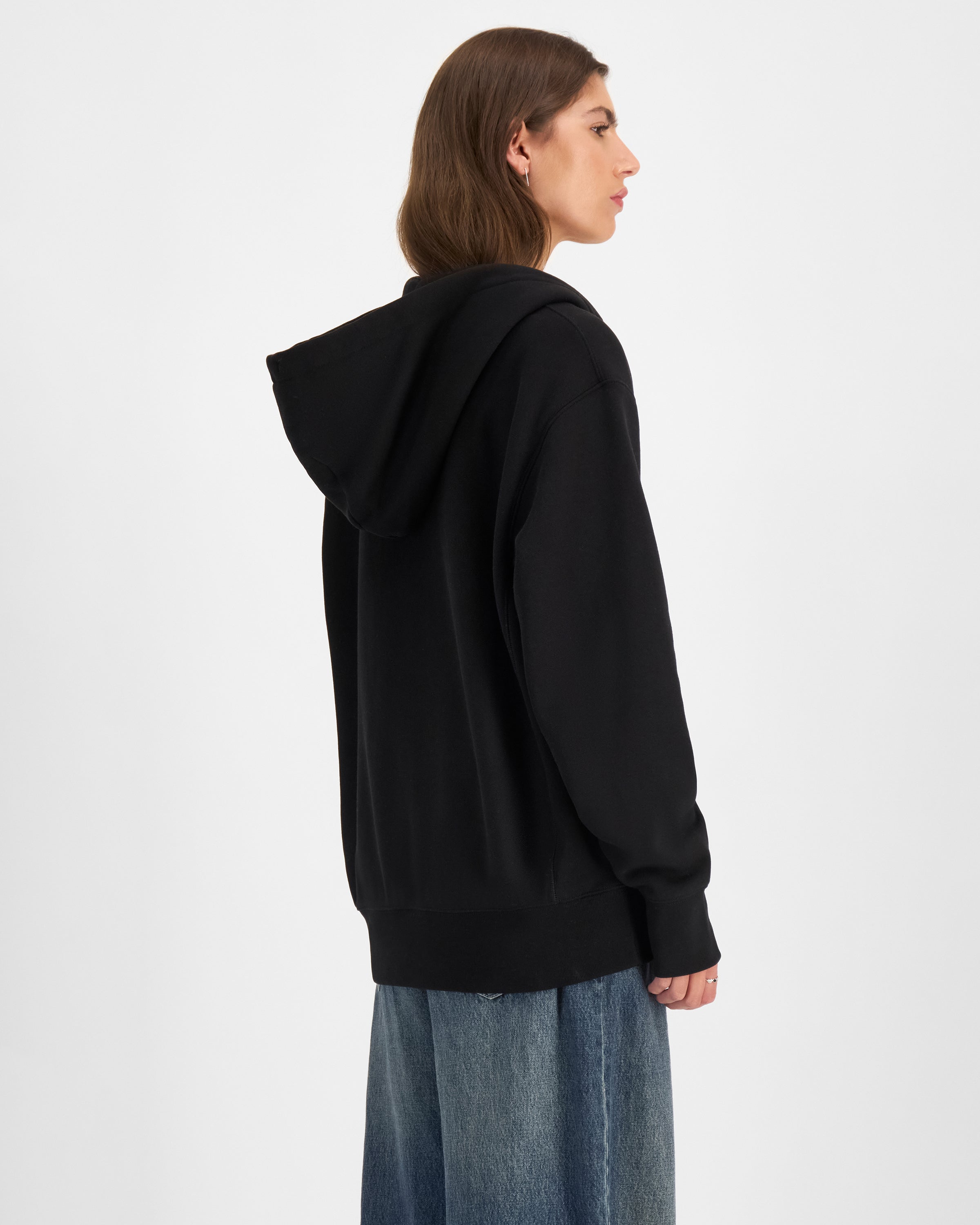 CHAU3UA1_CHBLKBLK_8_1747872923000