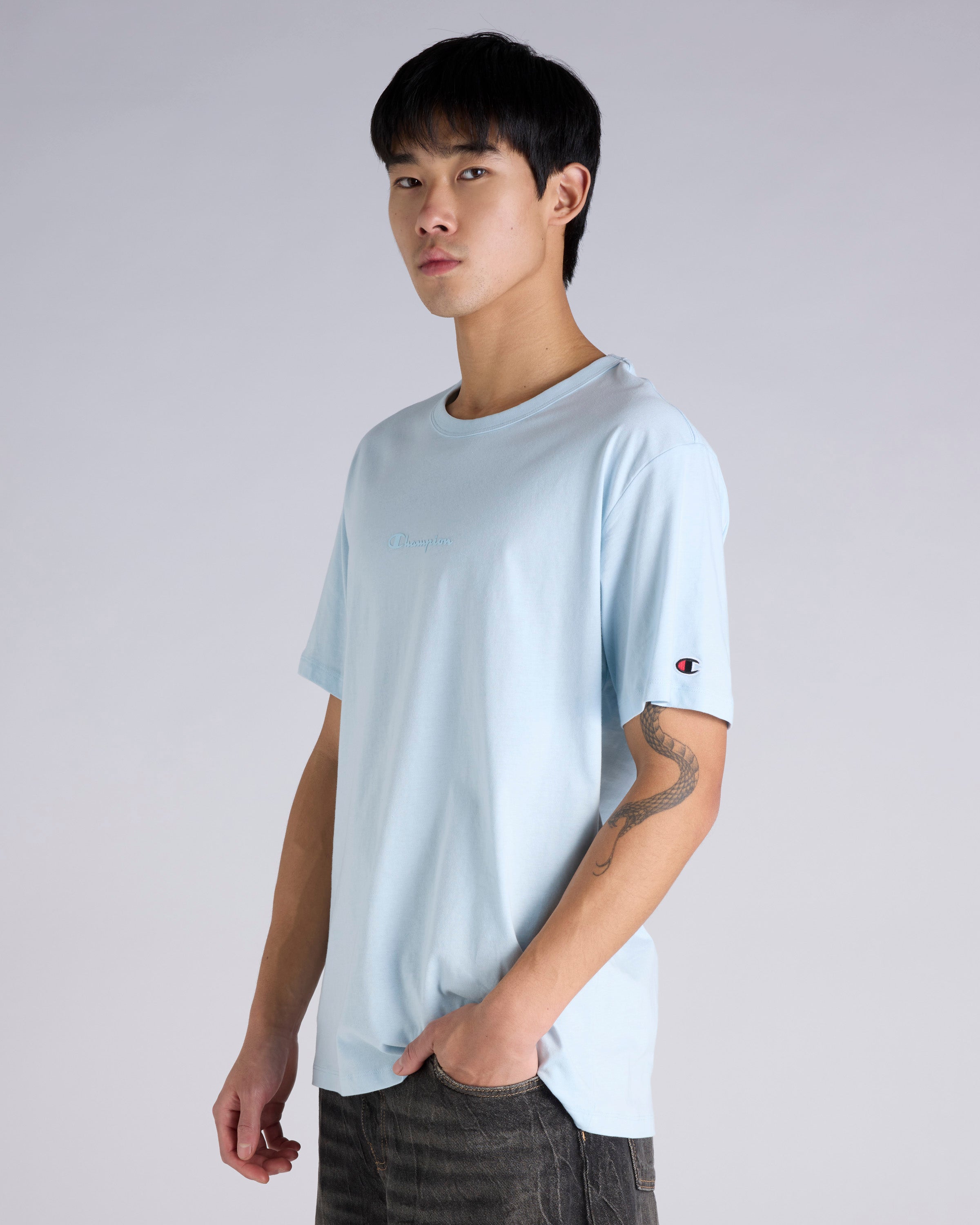 CHAU4YN_CHBLUSDM_2_1752713987000