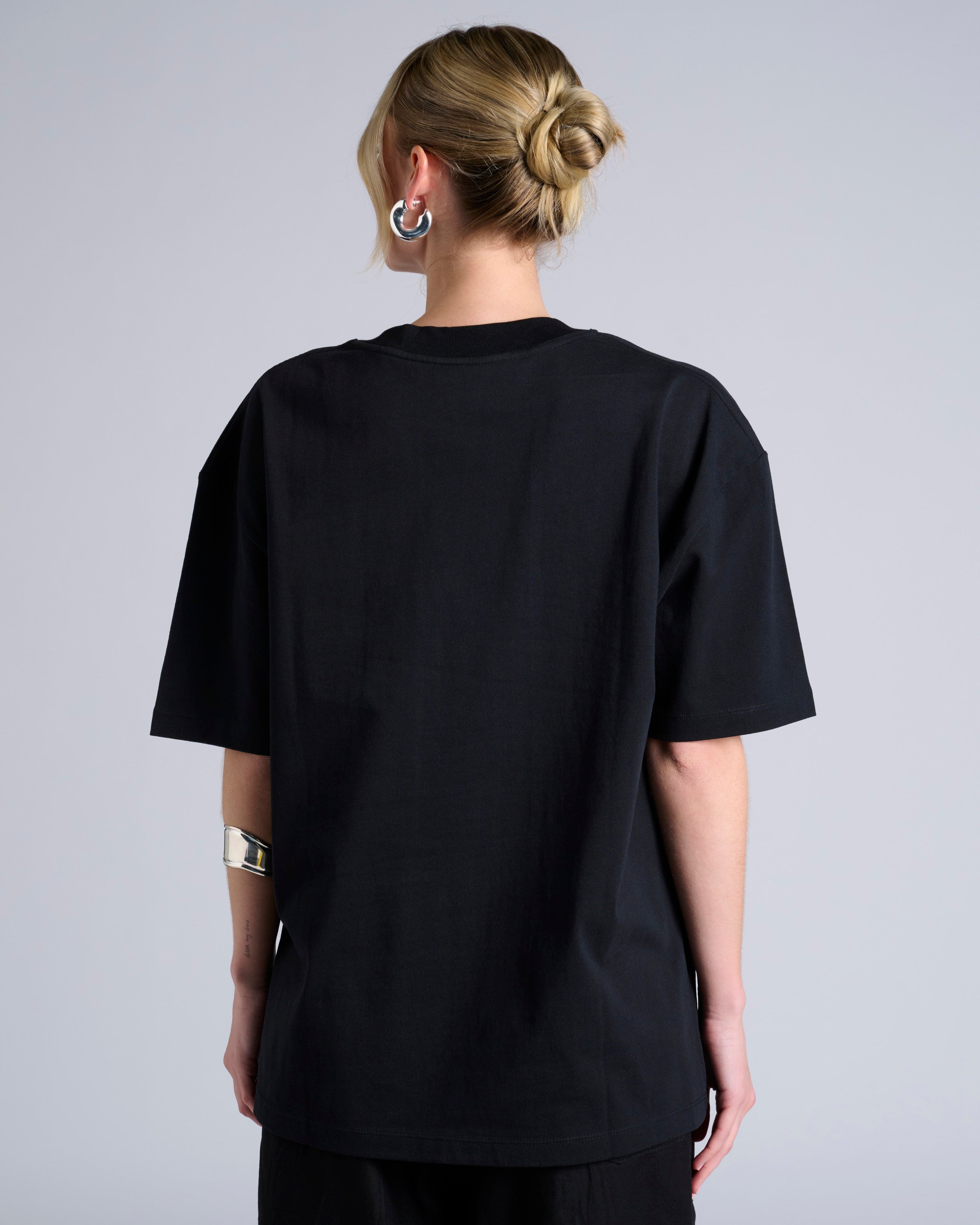 CHAV9QN_CHBLKBLK_7_1754289209000