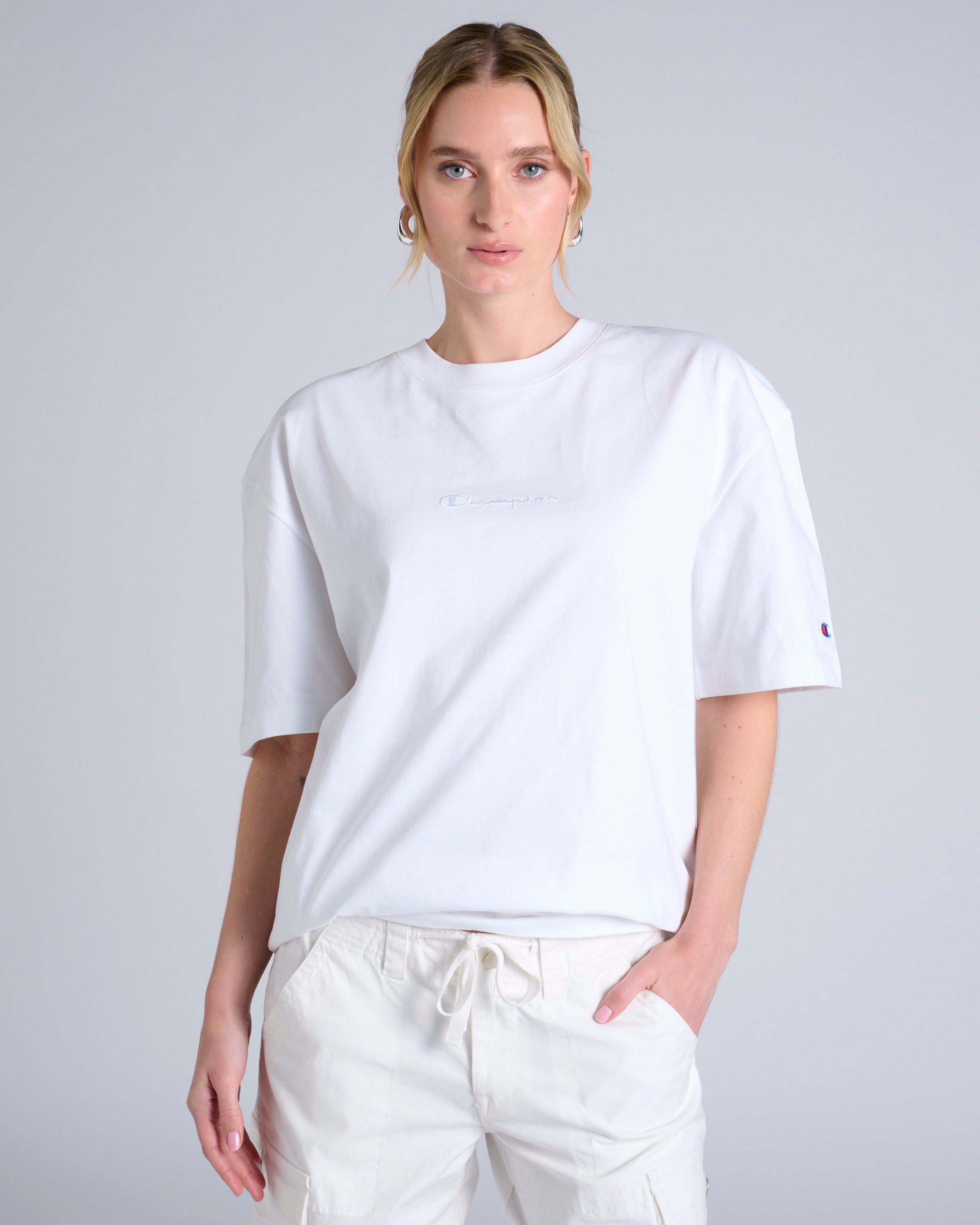 CHAV9QN_CHWHTWIT_9_1754289408000