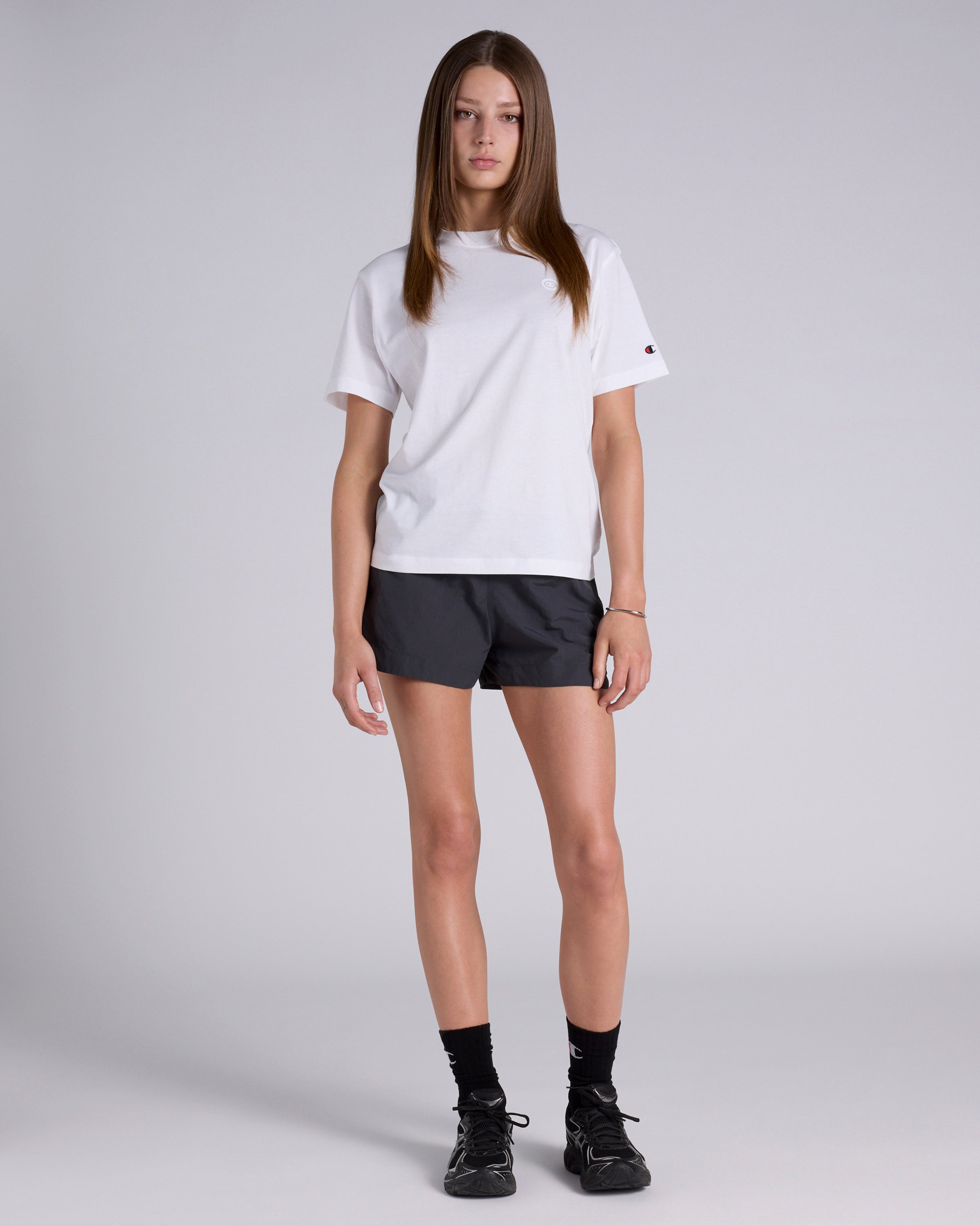 CHCQE9N_CHBLKFWB_4_1759127595000