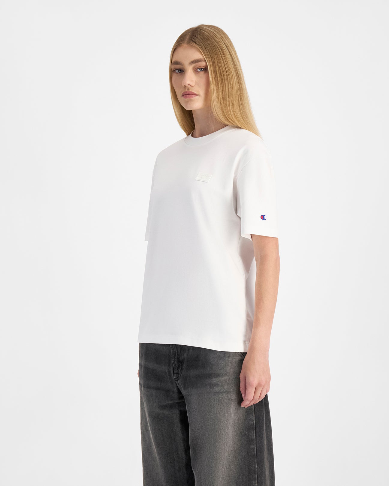 CHCQQ9N_CHWHTWIT_2_1747717981000