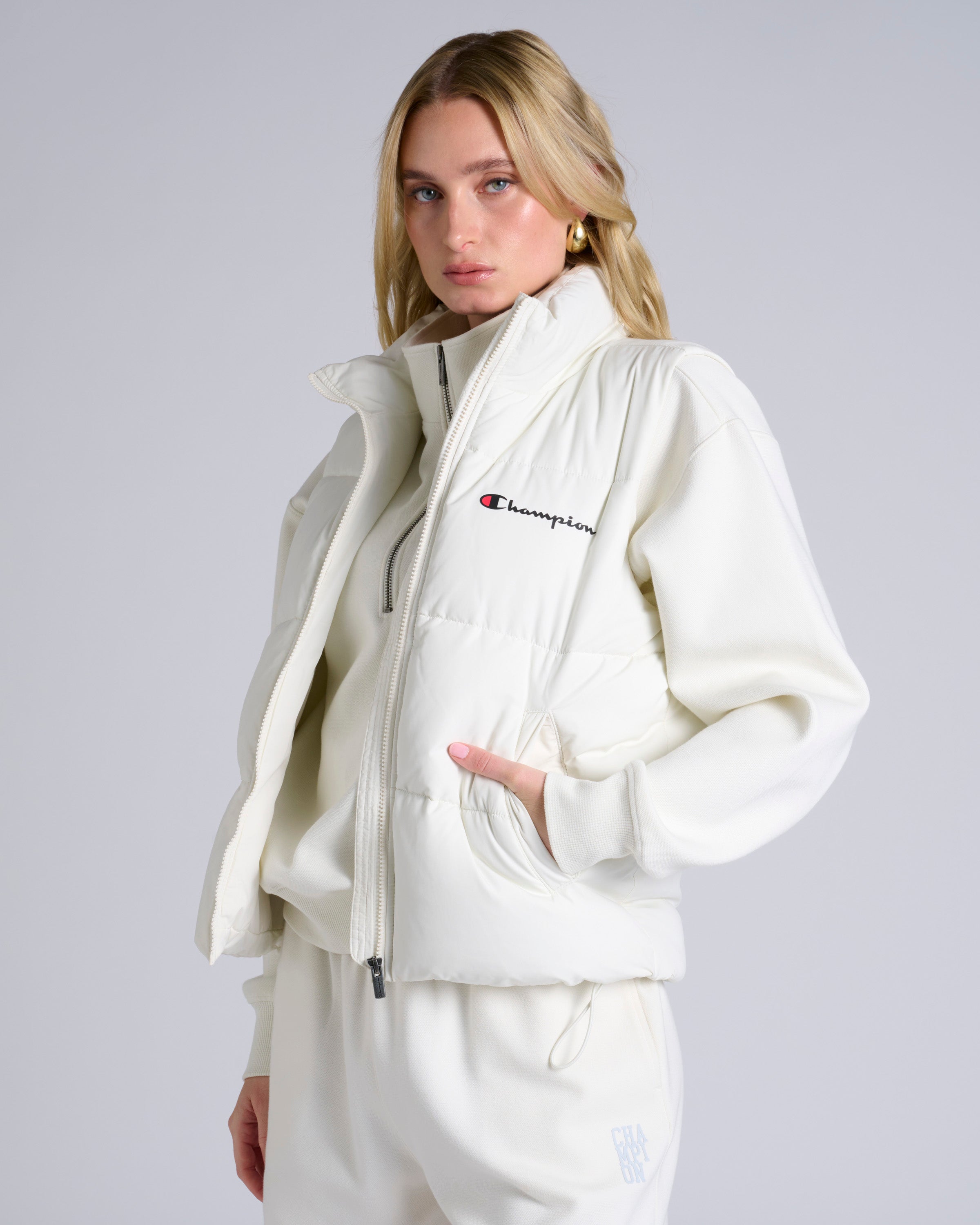 CHCTN8N_CHWHTUTY_2_1752826160000