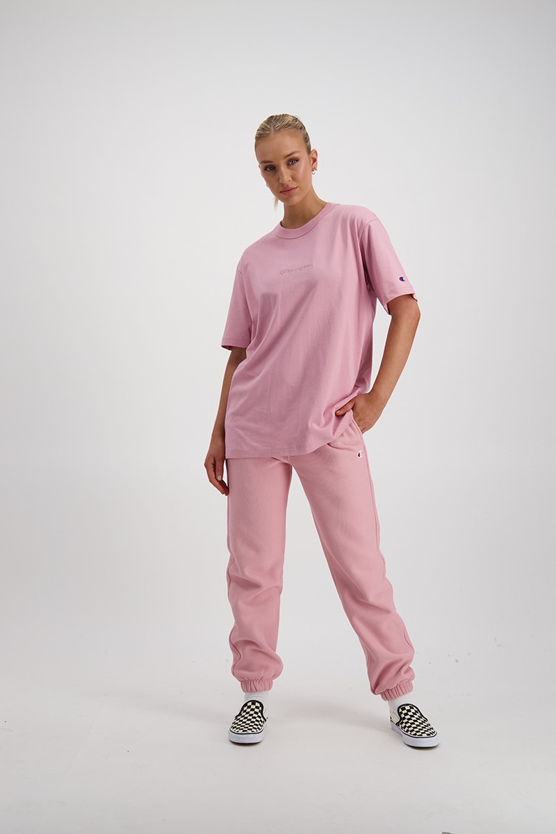 Champion pink outfit 2025