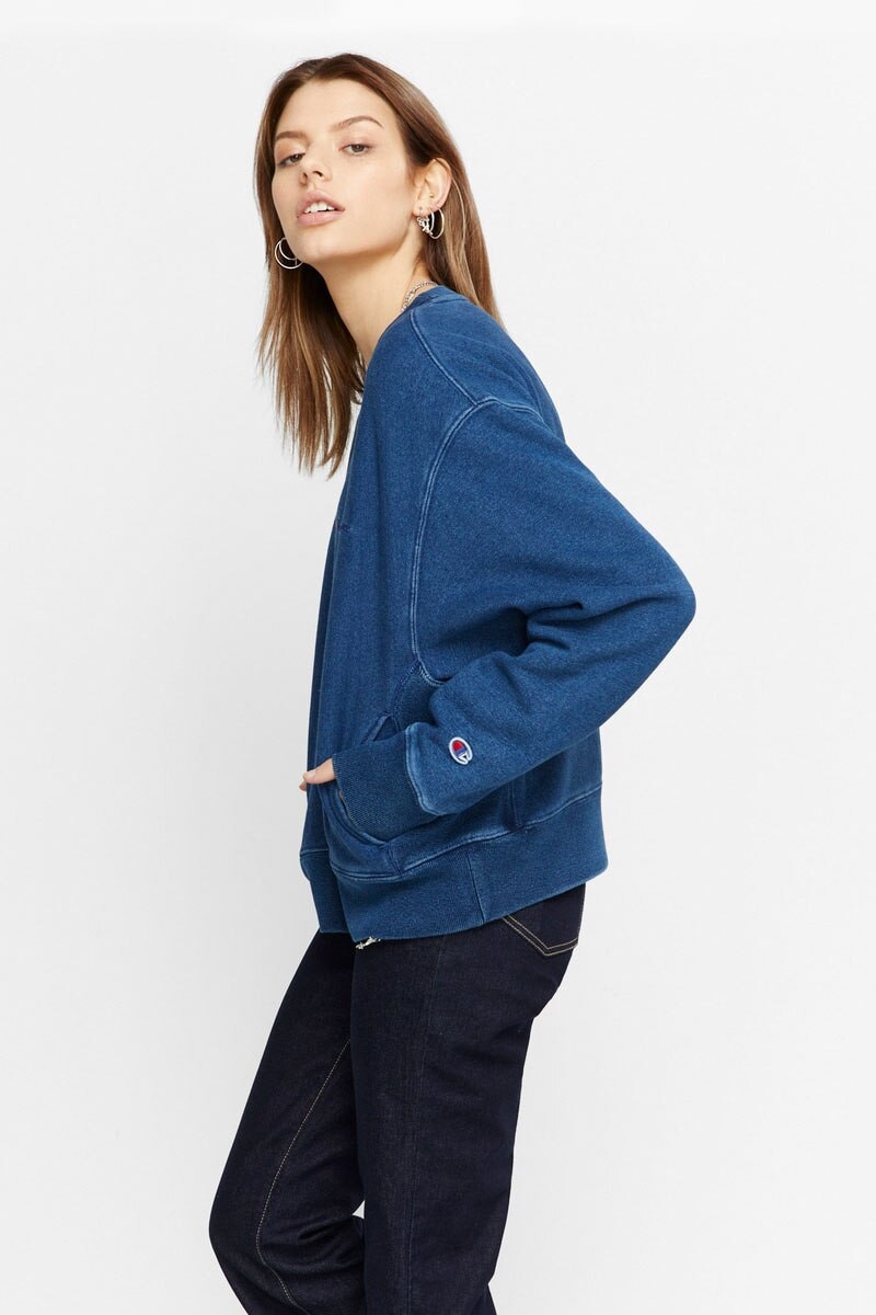 Champion reverse weave boyfriend crew hotsell