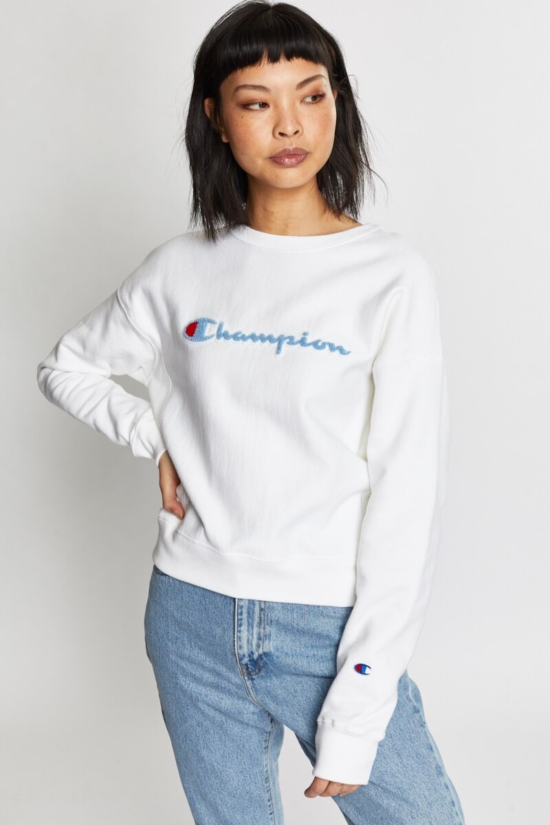 CHAMPION Reverse Weave Chenille Script Crew | CW3YN