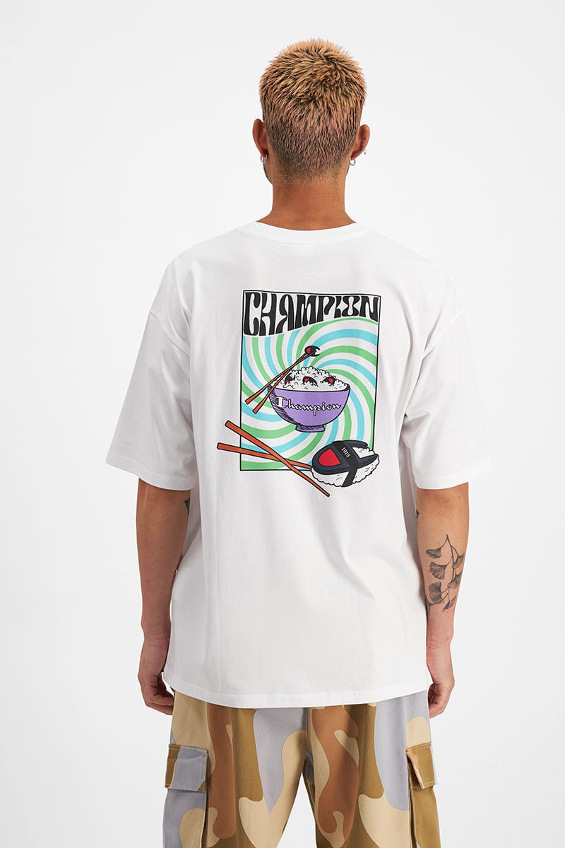 Champion t shirt outfit online